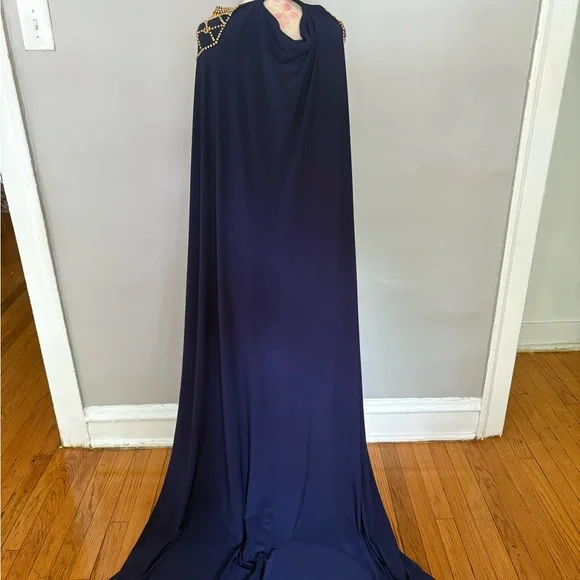 Luxurious Navy and Gold Maxi Dress - Picture 2 of 4